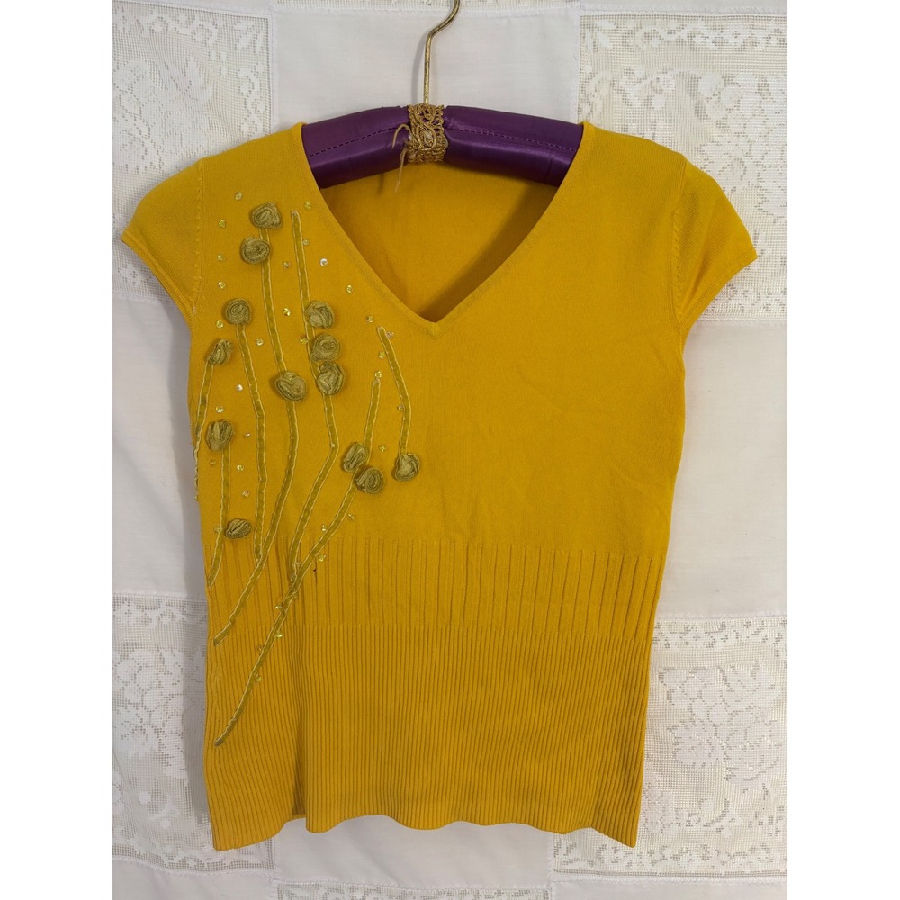 Yellow Whimsical Sequin Embellished Floral Cottage Cap Sleeve Fairy Top Size S-M